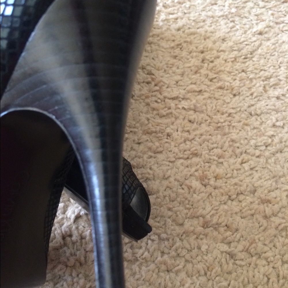 Calvin Klein peep toe heels - Picture 8 of 9